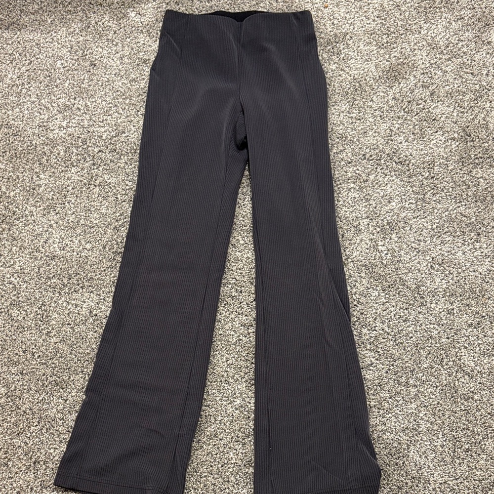 Elegant Lululemon Dark Blue Women's Pants